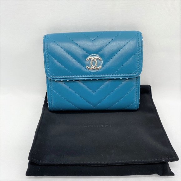 Chanel Teal Leather Tri-Fold Wallet with Silver Hardware - Picture 1 of 9